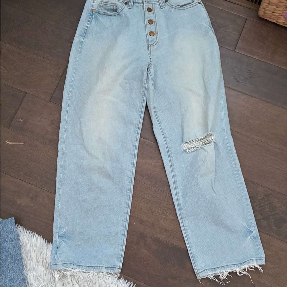 Universal Thread Light Blue Boyfriend Jeans